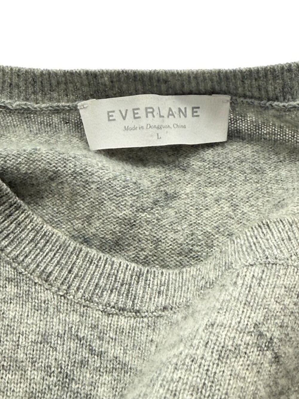 Everlane Women's Classice Crewneck 100% Cashmere Sweater Heathered Gray Size L - Picture 5 of 8